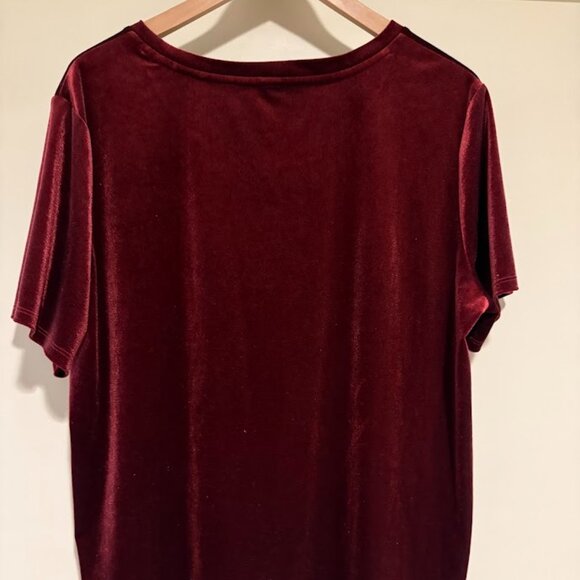 Old Navy Relaxed Red Wine Velvet Top, Size XLG - Picture 7 of 9
